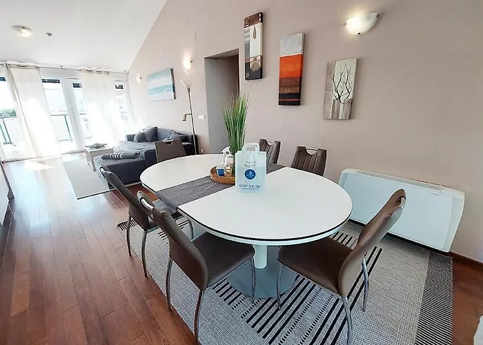 Queen Апартаменты Нин