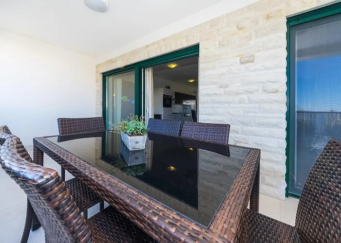 Апартаменты Queen Нин